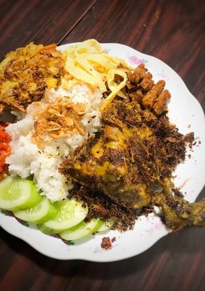 Foto resep Ayam goreng kecombrang