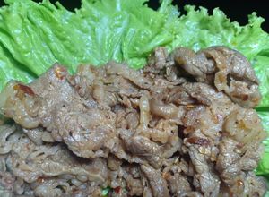 Foto resep Sliced Beef with Smoked Pepper*