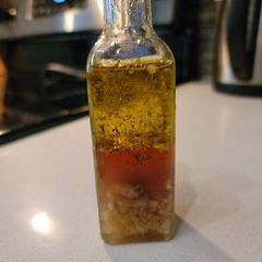 A picture of Greek Salad Dressing.