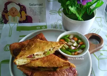 Resep Mudah Martabak Telur Lipat Isi Daging+Kuah Cuka Gurih Mantul