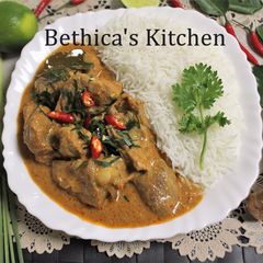 A picture of Thai Panang Mutton Curry.