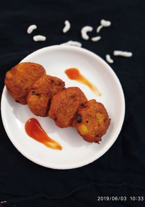 A picture of Aloo tikki.