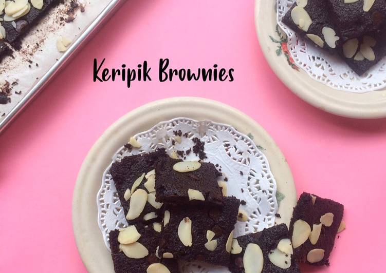 Bagaimana Menyiapkan Keripik Brownies yang Lezat