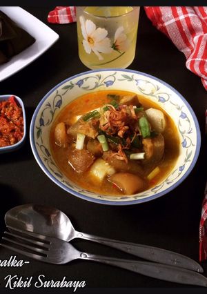 Foto resep Lontong Kikil Suroboyo