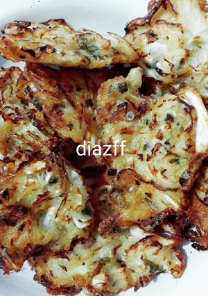 Foto resep Bakwan kol tanpa telur