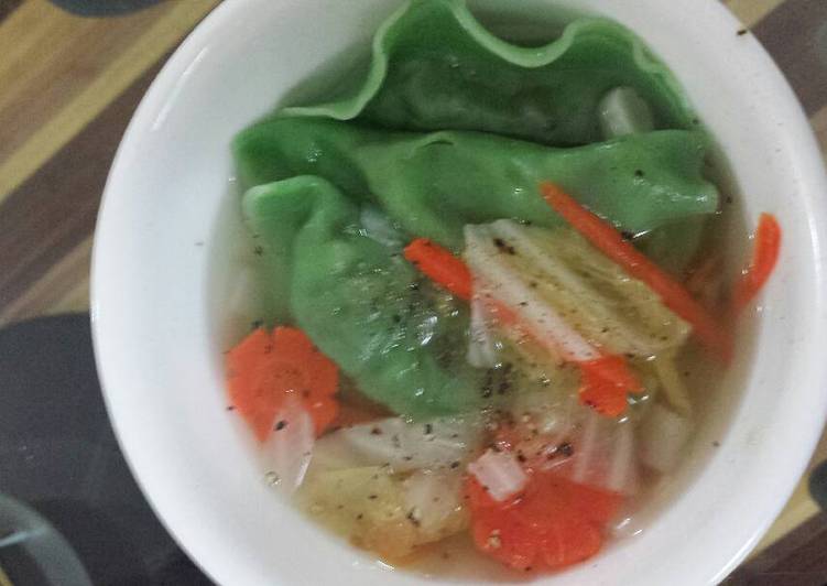 Step-by-Step Guide to Cook Favorite Vegetarian wonton soup