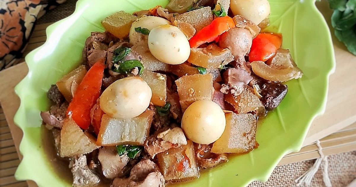 Oseng Kikil, Ati Ampela Ayam, dan Telur Puyuh