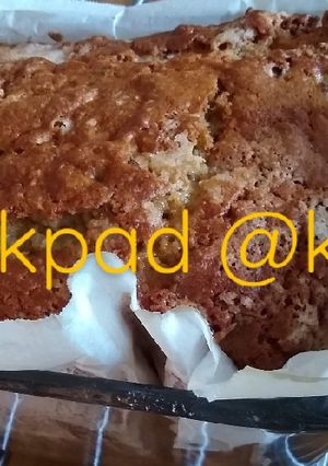 A picture of Banana Walnut Loaf 香蕉核桃麵包.