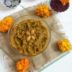 A picture of Mohanbhog or mix flour halwa.