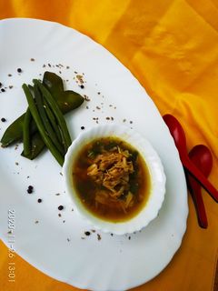 চিকেন স্যুপ (chicken soup recipe in Bengali) রেসিপির প্রধান ছবি