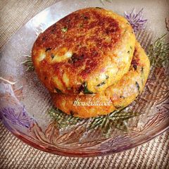 A picture of Mix veg and Daliya Tikki.