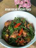 Ayam Kicap Pucuk Paku
