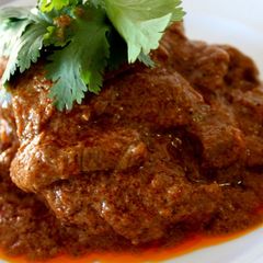 A picture of Beef rendang.