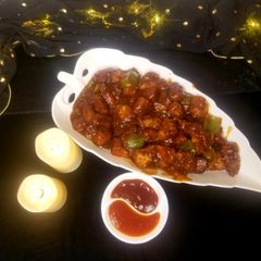 A picture of Chicken manchurian.