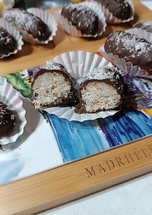 A picture of Light Bounty Bars with Dates and Coconut Oil.