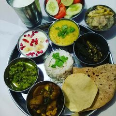 A picture of Veg Thali.