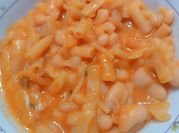 A picture of pasta with kidney beans