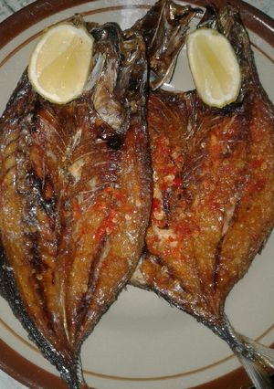 Foto resep Ikan goreng(tumbuk pedas)👍😊
