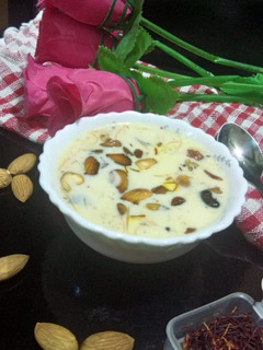 शाही सेवई (Shahi sevai recipe in Hindi) रेसिपी मुख्य फोटो