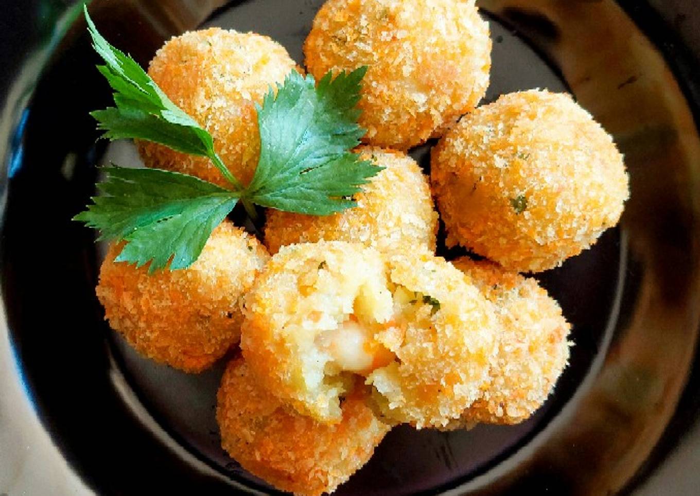 Bitterballen Kentang Isi Udang