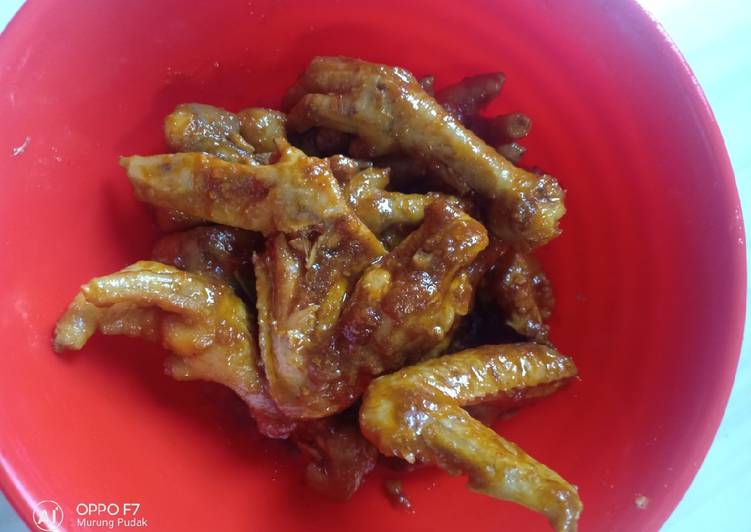 Ceker sayap pedas manis