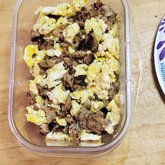 A picture of Chicken bruschetta scramble.