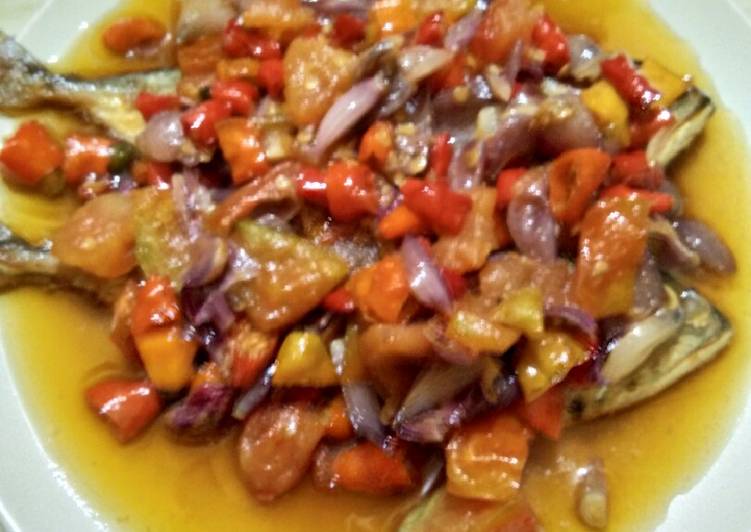 Bahan memasak Ikan asin peda siram sambel wadag yang enak