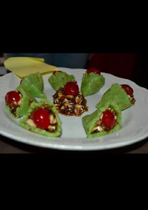 A picture of Kaju Paan.