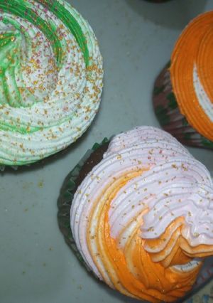 A picture of Red velvet cupcake.