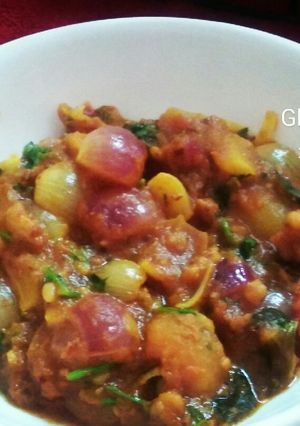 टमाटर प्याज़ करी (Tamatar Pyaz curry recipe in Hindi) रेसिपी मुख्य फोटो