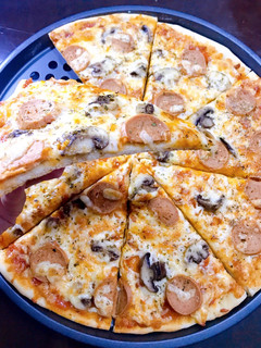 Foto resep Thin Crust Pizza