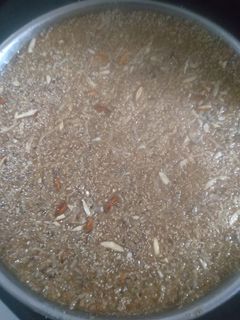 કાટલું પાક (Katlu Paak Recipe In Gujarati) રેસીપી મુખ્ય ફોટો