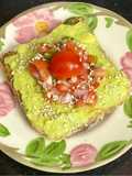 Restaurant Style Avocado 🥑 Toast With Salsa