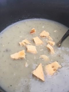 Una foto de Sopa vegetariana de invierno energética! 💪🏻❄️⛄️