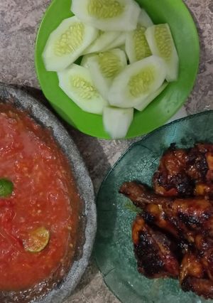 Foto resep Ayam bakar madu teflon dan sambal tomat limo