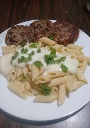 Una foto de Salsa Blanca Rápida