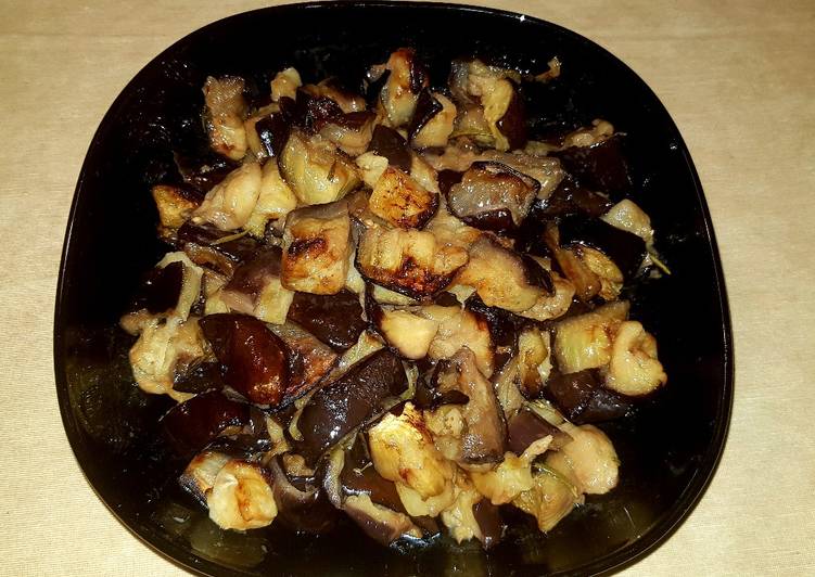 Melanzane a tocchetti al forno