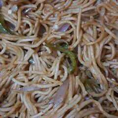 A picture of Noodles.