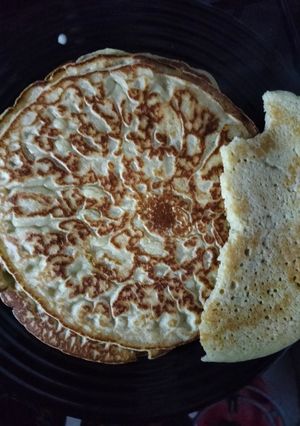 A picture of Fluffy pancakes 😋😋.