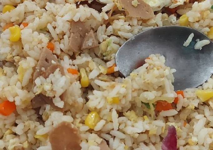 Nasi goreng hongkong