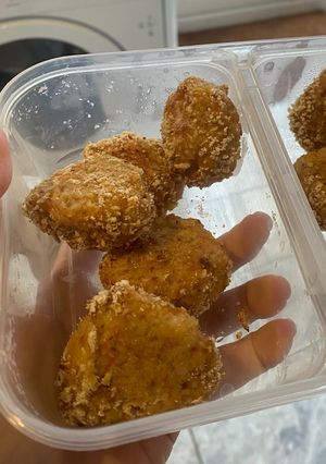 A picture of Chicken, Carrot & Lentil Nuggets.