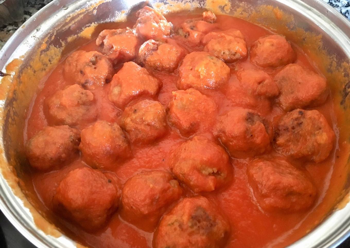 Albóndigas con tomate