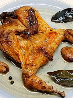 Una foto de Codornices escabechadas en olla de cocción lenta Crock pot