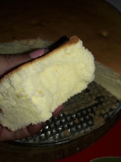 Una foto de Bizcochuelo esponjoso de limón