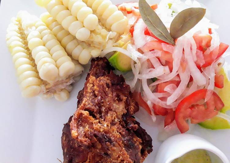 Chicharrón de Cuy a lo Carmelita