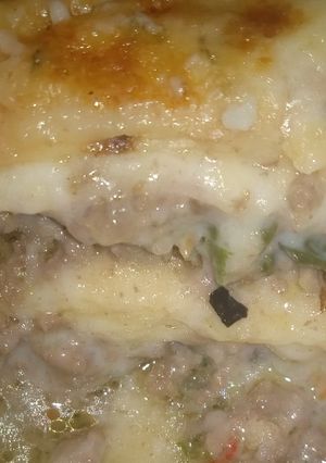 Una foto de Lasaña de carne y verdura 😋