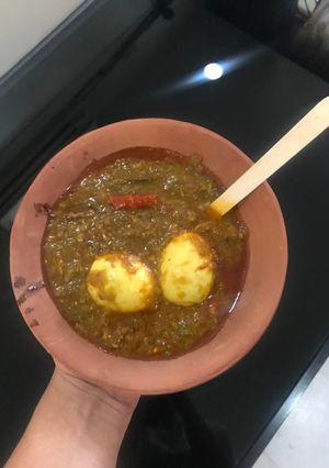 A picture of Restaurant style Egg curry.