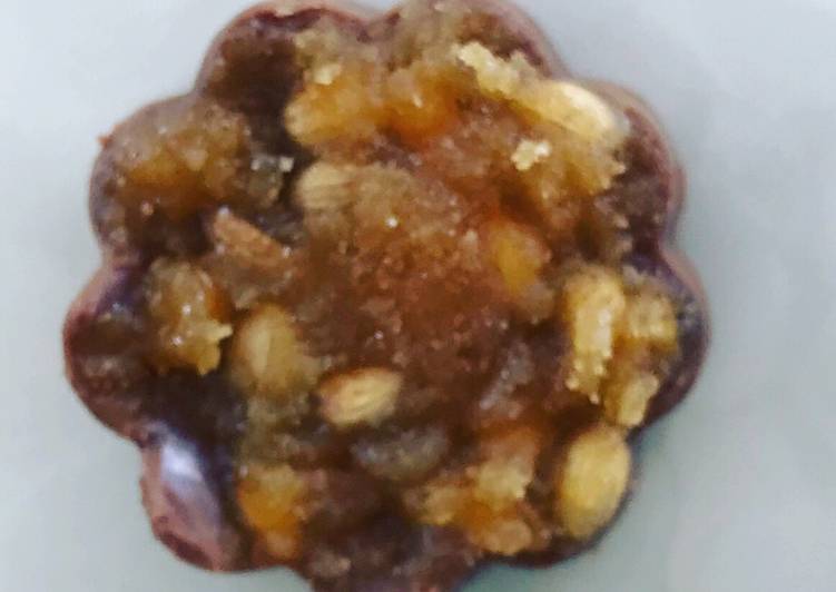 Gur dhana chocolate bites
When its engagement or wedding jaggery and coriander seeds are offered