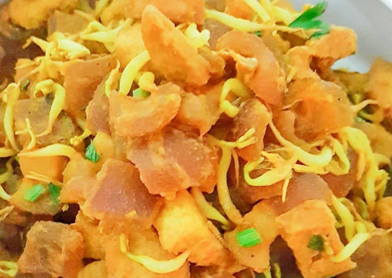 Soto Goreng Kikil Sapi