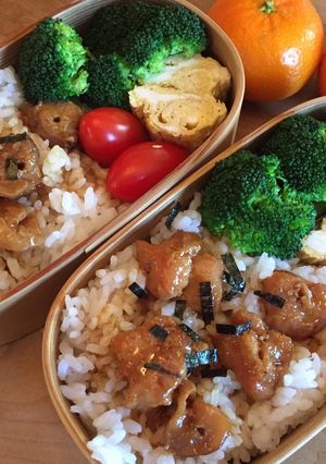 A picture of 焼き鳥弁当 Yakitori Bento Box.